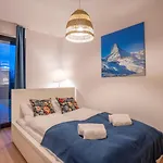 Apartment Rentplanet - Schroniskowa *