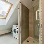 Apartment Rentplanet - Schroniskowa *