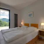 Apartment Rentplanet - Schroniskowa *