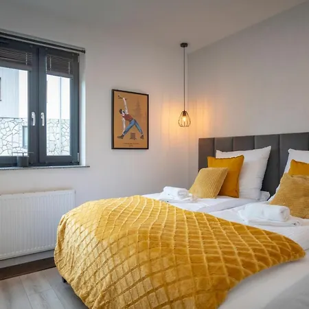 Rentplanet - Schroniskowa Apartment *