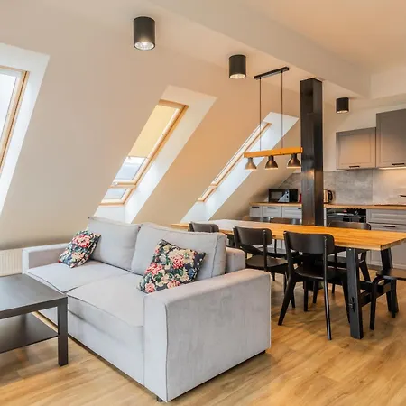 Rentplanet - Schroniskowa * Szklarska Poręba