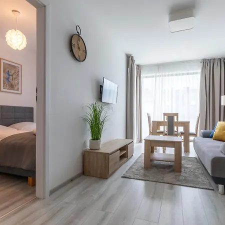 Apartament Rentplanet - Schroniskowa