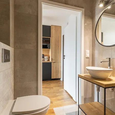 Rentplanet - Schroniskowa Apartment