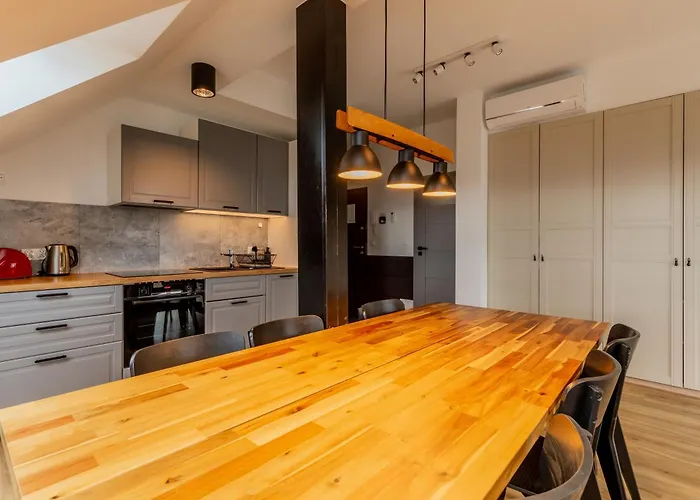 Rentplanet - Schroniskowa *