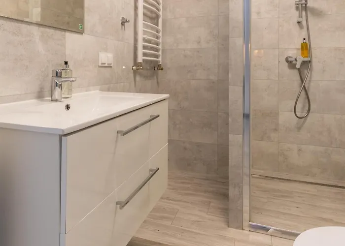 Rentplanet - Schroniskowa * 斯克拉斯卡波伦巴