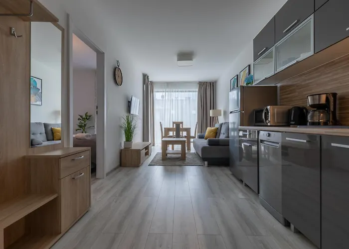 Rentplanet - Schroniskowa * 스클라르스카포렘바